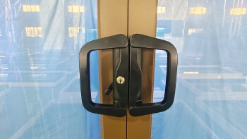 100 Series Non-thermally Broken System Sliding Door