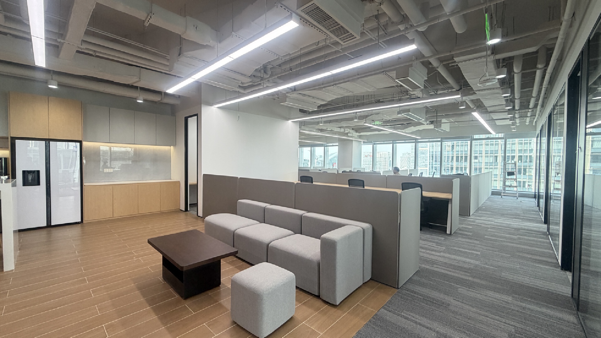 卓越后海中心3202-3206室内办公室设计及施工工程