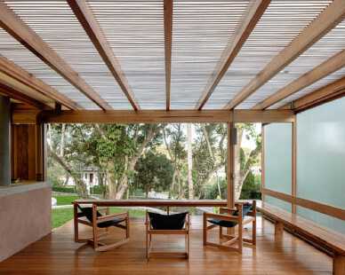 House of the Circular Terraces / Denis Joelsons