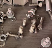 Hot - dip galvanized bolts sets
