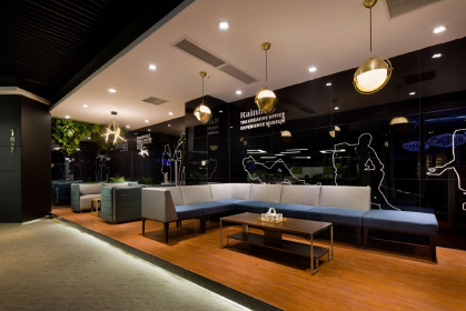 Foshan Hongqiao Furniture Co., Ltd.