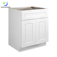 amercian style ktichen cabinets with white shaker design