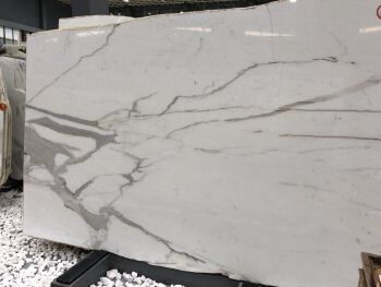 Italian calacatta white marble slabs luxury material
