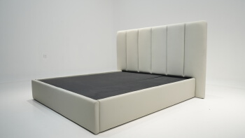 Customized double bed 2025721-1