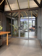 MT 32 Sliding door