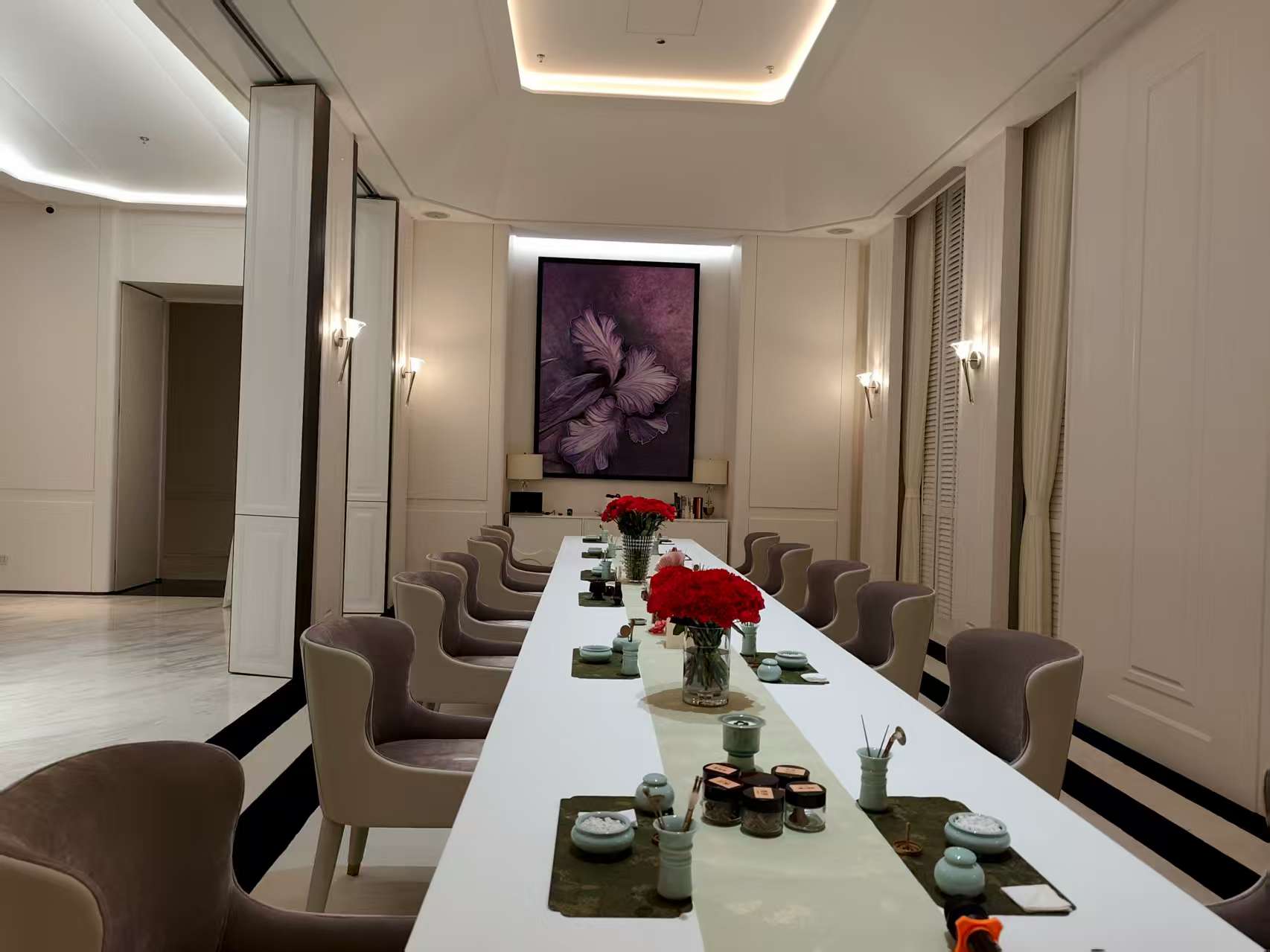 中国·深圳奥斯芬SPA会所(黑金卡店)