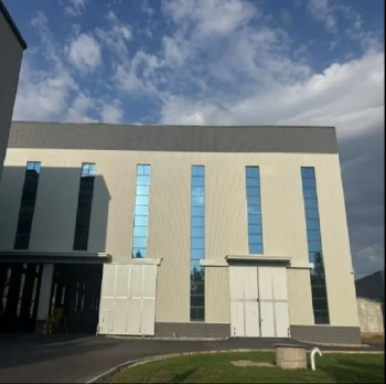Customized Prefabricated Steel Structure Buildings for Industrial Buildings, Warehouses and Workshops