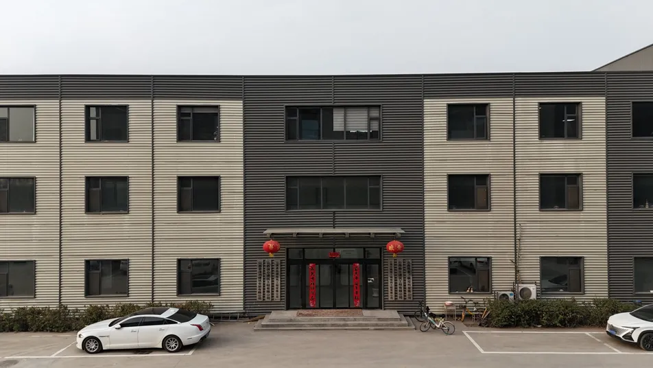 Cost-Effective Insulated Sandwich Panel with Steel Skin for Walls &amp; Roofs (Customized)