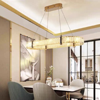 Affordable luxury circular crystal ceiling light—minimalist, modern, and impressive—suitable for living rooms, dining rooms, and master bedrooms.