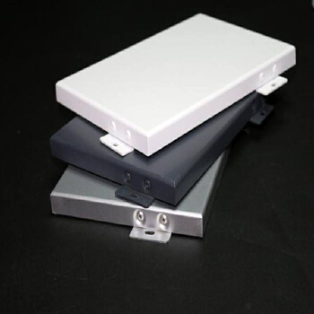Aluminum panel curtain wall