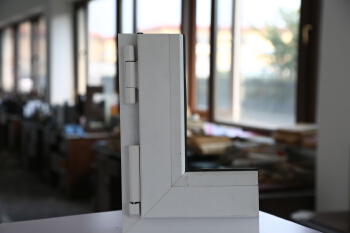 Custom UPVC Plastic Casement Window, Heat Insulation Soundproof PVC Window